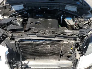 2014 Audi Q5 Premium z VIN WA1CFAFP7EA074288, wystawiony jako Copart lot #53398815 z przebiegiem 200 749 mil mil oraz Szkoda całkowita • Salvage title. Historia ofert i sprzedaży dostępna na DreamBid. Obrazek 12.