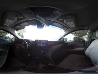 2022 Toyota Camry SE z VIN 4T1G11AK5NU019057, wystawiony jako IAAI lot #42009182 z przebiegiem 48 250 mil mil oraz . Historia ofert i sprzedaży dostępna na DreamBid. Obrazek 19.