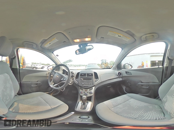2016 Chevrolet Sonic LS z VIN 1G1JA5SH1G4103182, wystawiony jako Copart lot #59205495 z przebiegiem 107 537 mil mil oraz Szkoda całkowita • Salvage title. Historia ofert i sprzedaży dostępna na DreamBid. Obrazek 14.