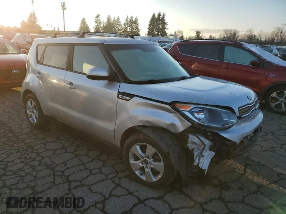 2017 Kia Soul with VIN KNDJN2A2XH7463221, listed as a Copart auction lot 82889404 with 102,034 mi miles and Salvage Title. Bid and sale history available at carsss.com. Image 4.