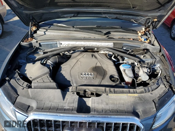 2015 Audi Q5 Premium Plus z VIN WA1CMBFP7FA107559, wystawiony jako Copart lot #84558484 z przebiegiem 54 878 mil mil oraz Szkoda całkowita • Salvage title. Historia ofert i sprzedaży dostępna na DreamBid. Obrazek 12.