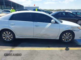 2012 Toyota Avalon with VIN 4T1BK3DB3CU472153, listed as a IAAI auction lot 41888530 with 186,406 mi miles. Bid and sale history available at carsss.com. Image 13.