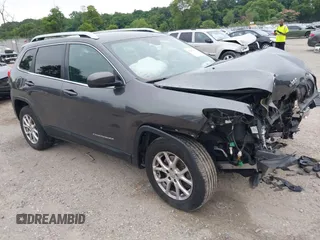 2016 Jeep Cherokee Altitude с VIN 1C4PJMCB6GW367931, выставлен на аукционе IAAI как лот 42482796 с пробегом 87 178 миль миль и . История ставок и продаж доступна на DreamBid. Изображение 1.