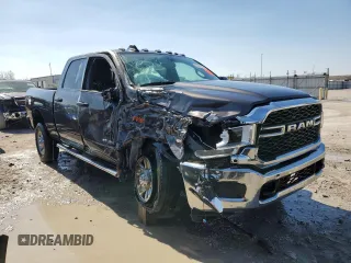 2022 Ram 2500 Tradesman with VIN 3C6UR5CJ2NG366660, listed as a Copart auction lot 46941914 with 40,111 mi miles and Salvage Title. Bid and sale history available at carsss.com. Image 4.