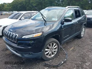 2017 Jeep Cherokee Limited with VIN 1C4PJMDB9HW519538, listed as a IAAI auction lot 40453846 with 113,785 mi miles. Bid and sale history available at carsss.com. Image 2.
