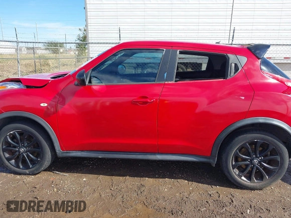 2014 Nissan Juke S with VIN JN8AF5MRXET356779, listed as a IAAI auction lot 41351761 with 1 mi miles. Bid and sale history available at carsss.com. Image 15.