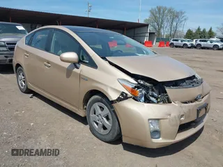 2010 Toyota Prius II with VIN JTDKN3DU8A0111809, listed as a IAAI auction lot 42069703 with 129,053 mi miles. Bid and sale history available at carsss.com. Image 1.