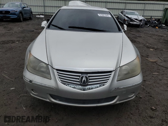 2006 Acura RL with VIN JH4KB16506C001134, listed as a Copart auction lot 51601645 with 205,706 mi miles and Salvage Title. Bid and sale history available at DreamBid. Image 5.