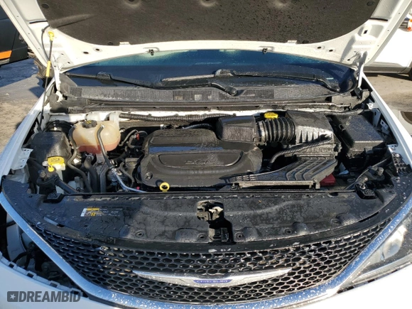 2020 Chrysler Pacifica Limited with VIN 2C4RC1GG9LR289428, listed as a Copart auction lot 77699394 with 83,801 mi miles and Non Repairable. Bid and sale history available at carsss.com. Image 12.
