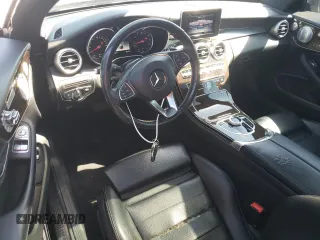 2018 Mercedes-Benz C 300 z VIN WDDWJ4KB0JF633700, wystawiony jako Copart lot #48311415 z przebiegiem 137 107 mil mil oraz Szkoda całkowita • Salvage title. Historia ofert i sprzedaży dostępna na DreamBid. Obrazek 8.