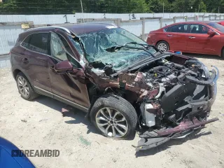 2017 Lincoln MKC Select z VIN 5LMCJ2D94HUL51571, wystawiony jako Copart lot #51964575 z przebiegiem Nie podano mil oraz Nie do naprawy. Historia ofert i sprzedaży dostępna na DreamBid. Obrazek 4.