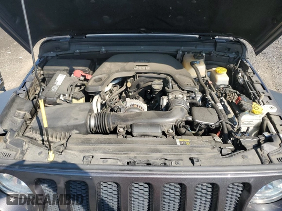 2018 Jeep Wrangler Unlimited Sport with VIN 1C4HJXDG4JW120883, listed as a Copart auction lot 62215845 with 58,632 mi miles and Salvage title. Bid and sale history available at DreamBid. Image 12.