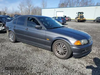 2001 BMW 3 Series 325i with VIN WBAAV33451FU97905, listed as a Copart auction lot 44808975 with 121,506 mi miles and Salvage Title. Bid and sale history available at carsss.com. Image 4.