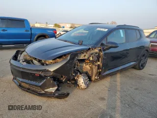 2024 Chevrolet Equinox EV RS z VIN 3GN7DNRP1RS239635, wystawiony jako Copart lot #82921244 z przebiegiem 5063 mil mil oraz Szkody całkowita. Historia ofert i sprzedaży dostępna na DreamBid. Obrazek 1.
