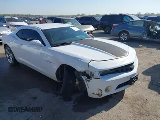 2012 Chevrolet Camaro 2LS z VIN 2G1FA1E37C9180872, wystawiony jako IAAI lot #41976774 z przebiegiem 173 527 mil mil oraz . Historia ofert i sprzedaży dostępna na DreamBid. Obrazek 1.