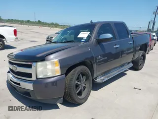 2010 Chevrolet Silverado 1500 LT with VIN 3GCRCSE06AG138545, listed as a IAAI auction lot 41990971 with 243,252 mi miles and . Bid and sale history available at DreamBid. Image 17.