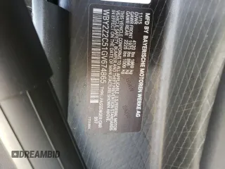 2016 BMW i8 z VIN WBY2Z2C51GV674865, wystawiony jako Copart lot #40417413 z przebiegiem 59 325 mil mil oraz . Historia ofert i sprzedaży dostępna na DreamBid. Obrazek 12.