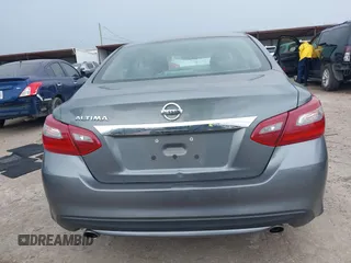 2018 Nissan Altima 2.5 SR with VIN 1N4AL3AP1JC227423, listed as a IAAI auction lot 41911284 with 133,227 mi miles. Bid and sale history available at carsss.com. Image 16.