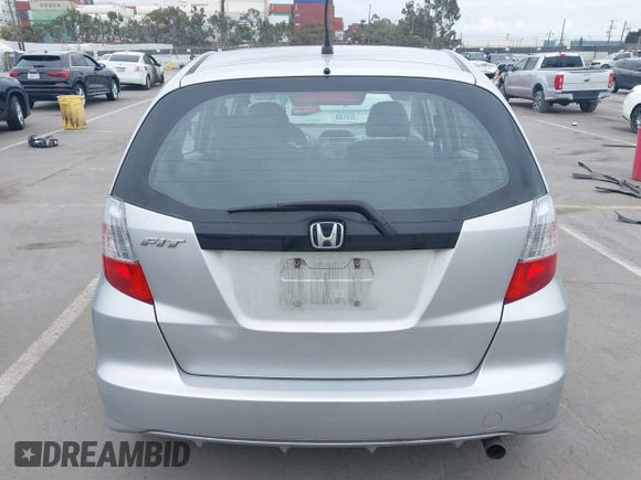 2013 Honda Fit with VIN JHMGE8H38DC002109, listed as a IAAI auction lot 42067257 with 305,739 mi miles. Bid and sale history available at carsss.com. Image 16.