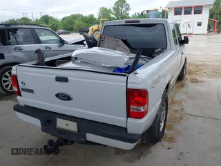 2011 Ford Ranger XLT z VIN 1FTLR4FE2BPA27434, wystawiony jako IAAI lot #42435809 z przebiegiem 172 439 mil mil oraz . Historia ofert i sprzedaży dostępna na DreamBid. Obrazek 4.