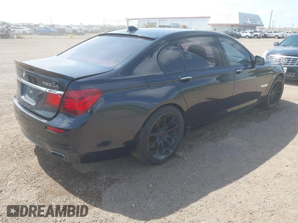 2013 BMW 7 Series 750Li с VIN WBAYE8C5XDD132351, выставлен на аукционе IAAI как лот 42229382 с пробегом 145 088 миль миль и . История ставок и продаж доступна на DreamBid. Изображение 4.