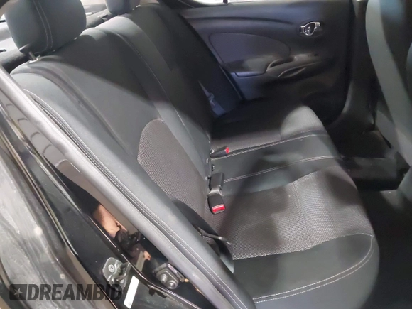 2014 Nissan Versa SV with VIN 3N1CN7AP3EL835817, listed as a IAAI auction lot 41312955 with 183,375 mi miles. Bid and sale history available at carsss.com. Image 8.