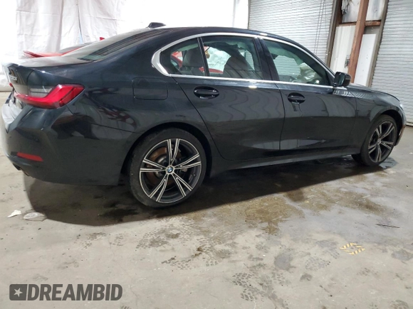 2024 BMW 3 Series 330i xDrive with VIN 3MW89FF05R8E18069, listed as a Copart auction lot 44692165 with 19,373 mi miles and Clean Title. Bid and sale history available at carsss.com. Image 3.