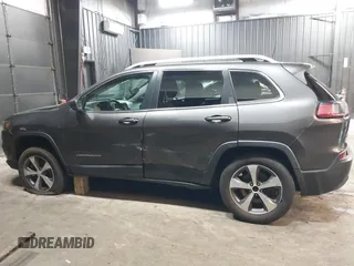2019 Jeep Cherokee Limited z VIN 1C4PJMDX1KD423465, wystawiony jako IAAI lot #42232402 z przebiegiem 116 683 mil mil oraz . Historia ofert i sprzedaży dostępna na DreamBid. Obrazek 14.