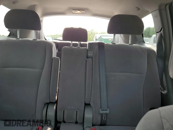 2008 Toyota Highlander z VIN JTEES41A982100849, wystawiony jako Copart lot #59339745 z przebiegiem 223 148 mil mil oraz Czysty tytuł • Clean title. Historia ofert i sprzedaży dostępna na DreamBid. Obrazek 10.