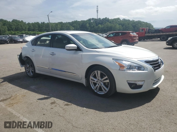2015 Nissan Altima SL z VIN 1N4BL3AP0FC146702, wystawiony jako Copart lot #57381575 z przebiegiem 53 415 mil mil oraz Szkoda całkowita • Salvage title. Historia ofert i sprzedaży dostępna na DreamBid. Obrazek 4.