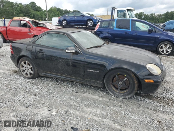 2001 Mercedes-Benz SLK 230 Kompressor z VIN WDBKK49F31F175681, wystawiony jako Copart lot #65155374 z przebiegiem Nie podano mil oraz Nie do naprawy • Non repairable. Historia ofert i sprzedaży dostępna na DreamBid. Obrazek 4.