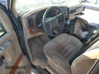 2000 GMC Savana Cargo Van RV Conversion with VIN 1GDFG15M4Y1140397, listed as a Copart auction lot 76347184 with 0 mi miles and Salvage Title. Bid and sale history available at carsss.com. Image 8.