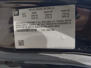 2011 Cadillac DTS Luxury Collection z VIN 1G6KD5E68BU125706, wystawiony jako IAAI lot #41832715 z przebiegiem 103 017 mil mil oraz . Historia ofert i sprzedaży dostępna na DreamBid. Obrazek 9.