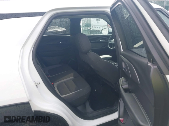 2022 Chevrolet TrailBlazer LT with VIN KL79MPSL6NB060952, listed as a IAAI auction lot 41045677 with 38,589 mi miles. Bid and sale history available at carsss.com. Image 8.