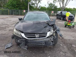 2015 Honda Accord EX-L с VIN 1HGCR2F82FA168142, выставлен на аукционе IAAI как лот 42717219 с пробегом 122 002 миль миль и . История ставок и продаж доступна на DreamBid. Изображение 13.