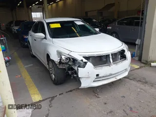 2015 Nissan Altima SV with VIN 1N4AL3AP7FC436155, listed as a IAAI auction lot 41642154 with 85,977 mi miles and . Bid and sale history available at DreamBid. Image 13.