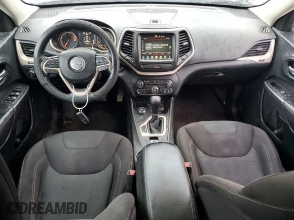 2017 Jeep Cherokee Latitude с VIN 1C4PJMCB8HW530810, выставлен на аукционе Copart как лот 49972505 с пробегом 149 723 миль миль и Списание • Salvage title. История ставок и продаж доступна на DreamBid. Изображение 8.