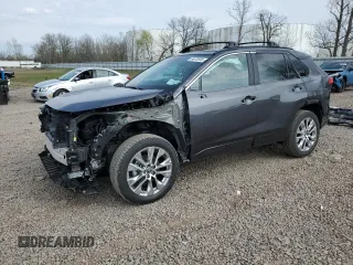 2025 Toyota RAV4 XLE Premium z VIN 2T3A1RFV6SC506604, wystawiony jako Copart lot #54878595 z przebiegiem 278 mil mil oraz Szkoda całkowita • Salvage title. Historia ofert i sprzedaży dostępna na DreamBid. Obrazek 1.
