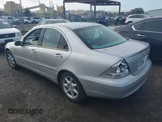 2004 Mercedes-Benz C 320 with VIN WDBRF64J74F481703, listed as a IAAI auction lot 41198886 with 221,437 mi miles and . Bid and sale history available at DreamBid. Image 3.