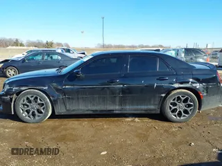 2018 Chrysler 300 with VIN 2C3CCAGG7JH302352, listed as a IAAI auction lot 41626942 with 106,656 mi miles. Bid and sale history available at carsss.com. Image 14.