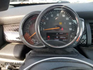 2018 MINI Hardtop 4 Door Cooper S с VIN WMWXU3C58J2F50385, выставлен на аукционе Copart как лот 51168775 с пробегом 77 091 миль миль и Списание • Salvage title. История ставок и продаж доступна на DreamBid. Изображение 9.