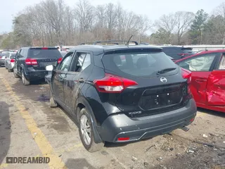 2019 Nissan Kicks S with VIN 3N1CP5CU8KL537065, listed as a IAAI auction lot 41459623 with 76,799 mi miles. Bid and sale history available at carsss.com. Image 3.