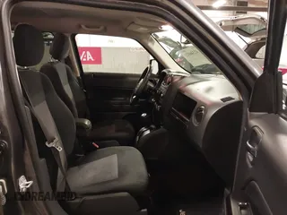 2016 Jeep Patriot High Altitude with VIN 1C4NJRFB7GD657607, listed as a IAAI auction lot 42346923 with 111,757 mi miles and . Bid and sale history available at DreamBid. Image 5.