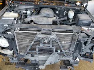 2005 Chevrolet Suburban LS z VIN 3GNEC16Z85G106604, wystawiony jako Copart lot #84952804 z przebiegiem 259 848 mil mil oraz Szkoda całkowita • Salvage title. Historia ofert i sprzedaży dostępna na DreamBid. Obrazek 12.