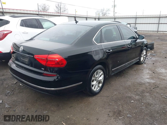 2016 Volkswagen Passat S с VIN 1VWAS7A38GC041336, выставлен на аукционе IAAI как лот 41486568 с пробегом 133 656 миль миль и . История ставок и продаж доступна на DreamBid. Изображение 4.