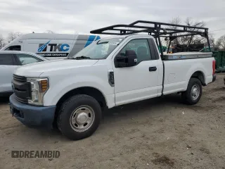 2019 Ford Super Duty F-250 SRW XL with VIN 1FTBF2A6XKED15562, listed as a Copart auction lot 82932494 with 135,064 mi miles and Clean Title. Bid and sale history available at carsss.com. Image 1.