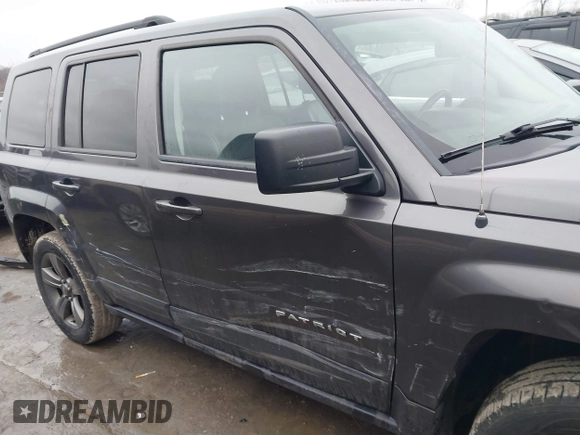 2015 Jeep Patriot Latitude with VIN 1C4NJRFB4FD154986, listed as a IAAI auction lot 41496724 with 131,700 mi miles and . Bid and sale history available at DreamBid. Image 13.