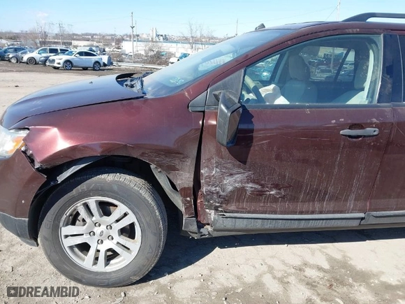 2009 Ford Edge SE with VIN 2FMDK36C59BA44324, listed as a IAAI auction lot 41585102 with 158,648 mi miles. Bid and sale history available at carsss.com. Image 6.
