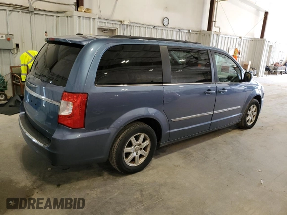 2012 Chrysler Town & Country Touring with VIN 2C4RC1BG1CR135934, listed as a Copart auction lot 54976745 with 194,817 mi miles and Clean Title. Bid and sale history available at carsss.com. Image 3.