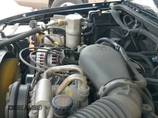 2001 Chevrolet Blazer LT with VIN 1GNDT13W912152984, listed as a IAAI auction lot 42909760 with 257,370 mi miles and . Bid and sale history available at DreamBid. Image 13.